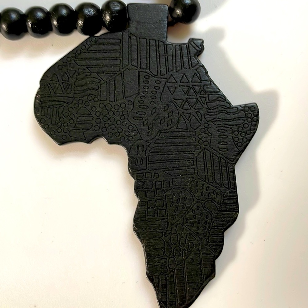 Africa Wooden Necklace